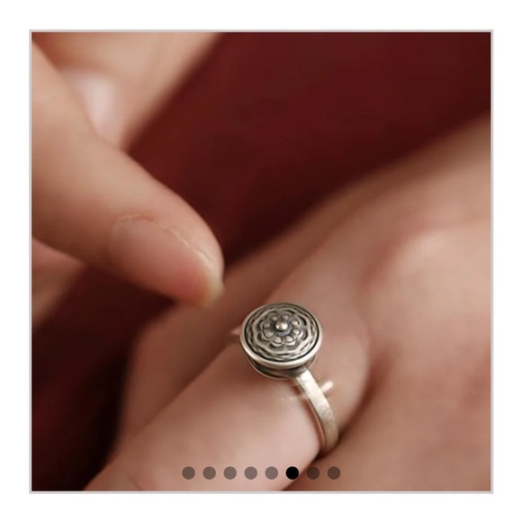 Tibetan Buddhist Prayer Wheel Mantra Ring - Picture 5 of 6
